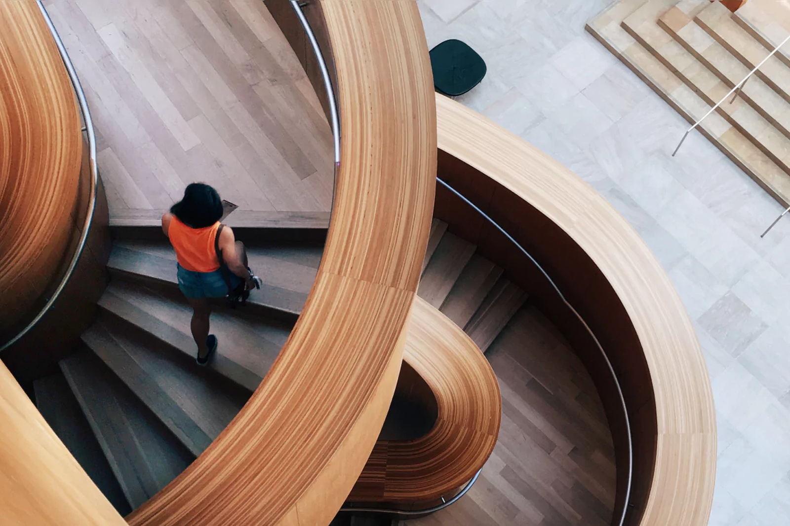 What Makes a Public Interior Easy to Move Through